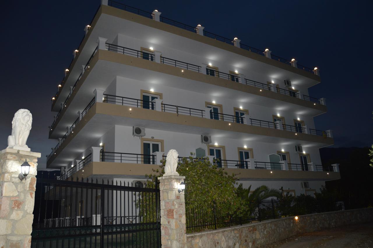 Mihalis Apartments ฮีมาเรอ ภายนอก รูปภาพ
