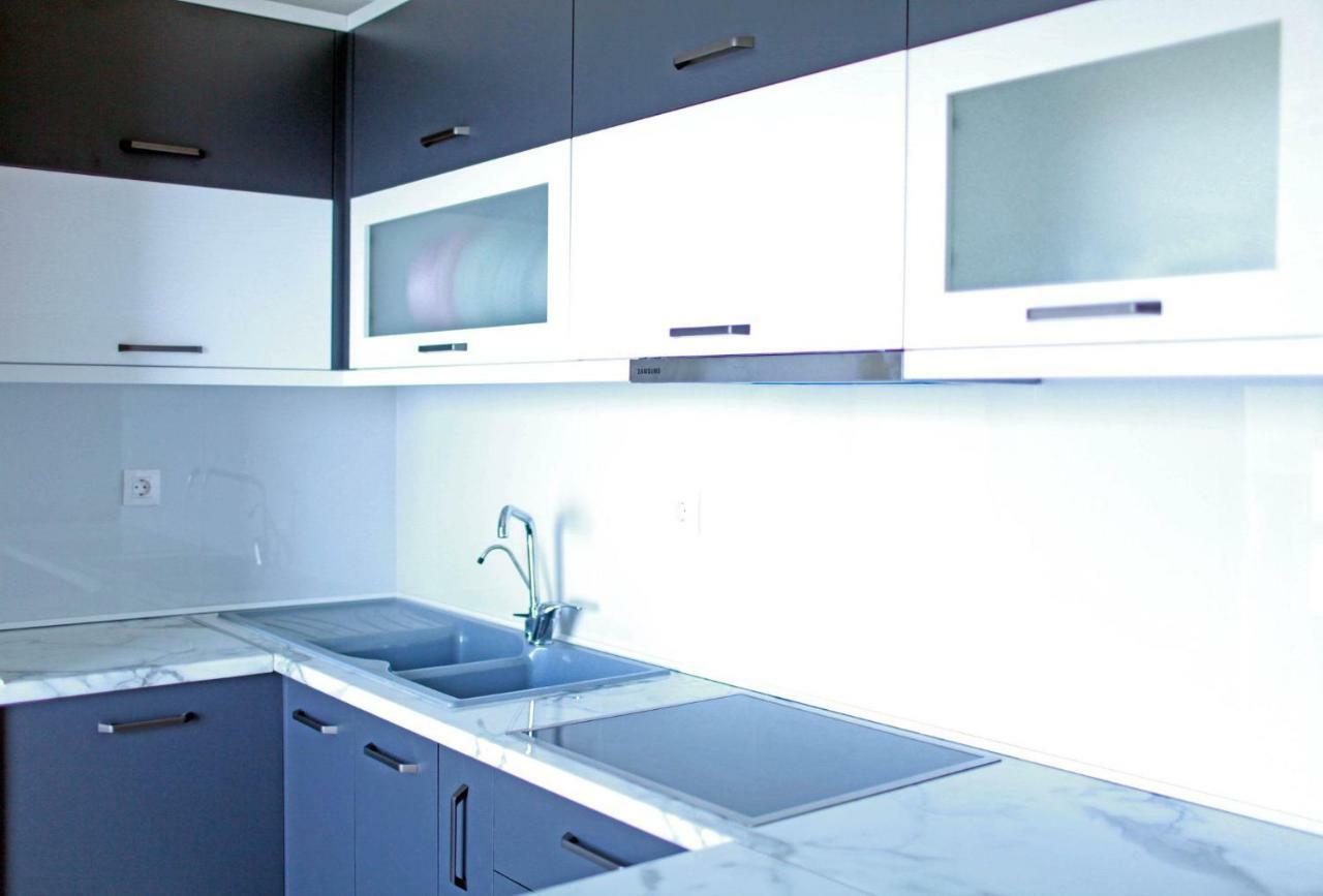 Mihalis Apartments ฮีมาเรอ ภายนอก รูปภาพ